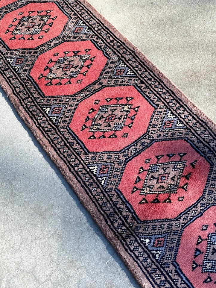 ラホール産の細長い特別サイズの絨毯 - 商品番号35312