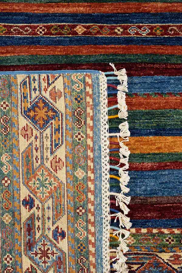 アブラーシュ効果が美しいアフガニスタン草木染め絨毯