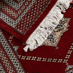 赤色の伝統的赤幾何学パキスタン絨毯
