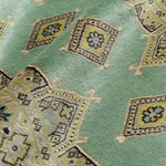 グリーンのパキスタン絨毯
