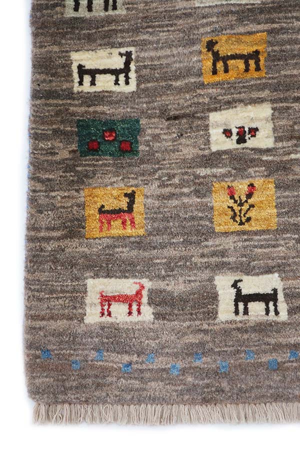 ペルシャギャッベ手織り絨毯のアップクローズ
