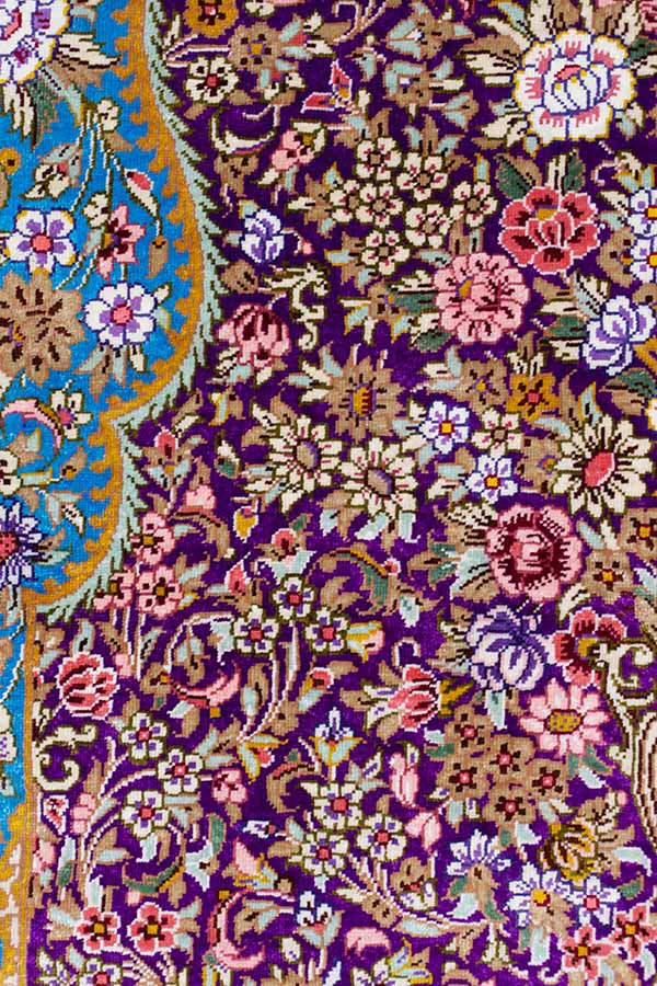 イラン産シルクのペルシャ絨毯玄関マット、美しい花瓶と生命の木のデザイン