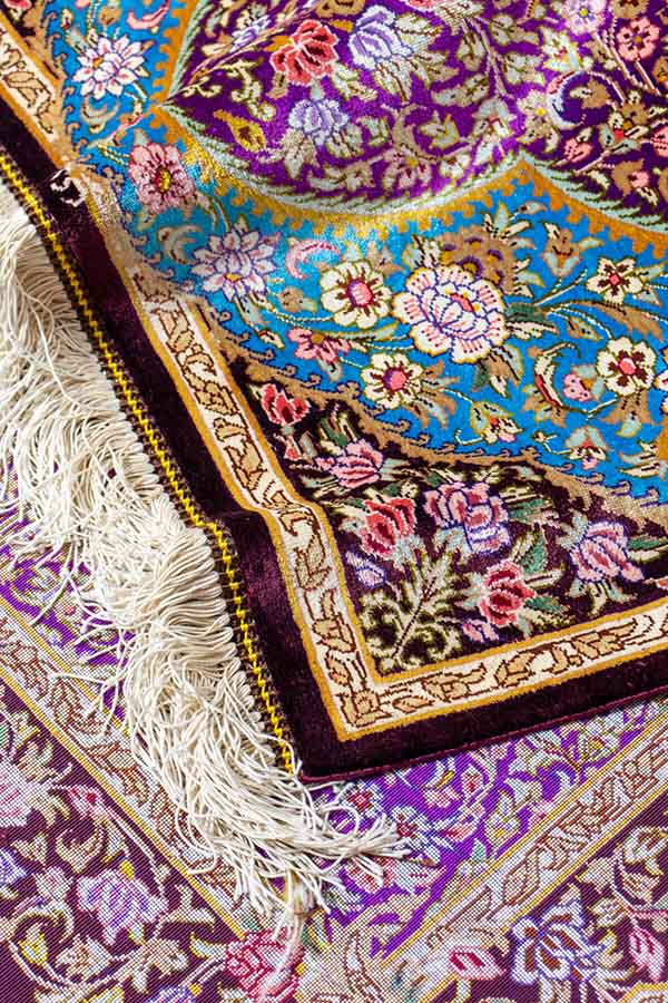 イラン産シルクのペルシャ絨毯玄関マット、美しい花瓶と生命の木のデザイン