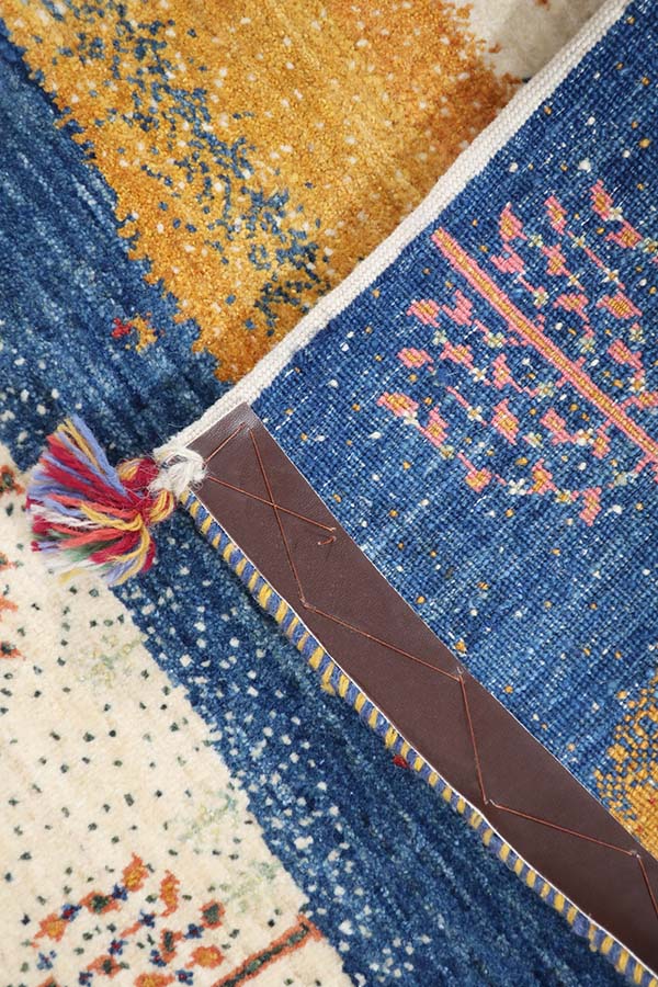 ペルシャギャッベ　ファインクオリティ　約81cm x 109cm