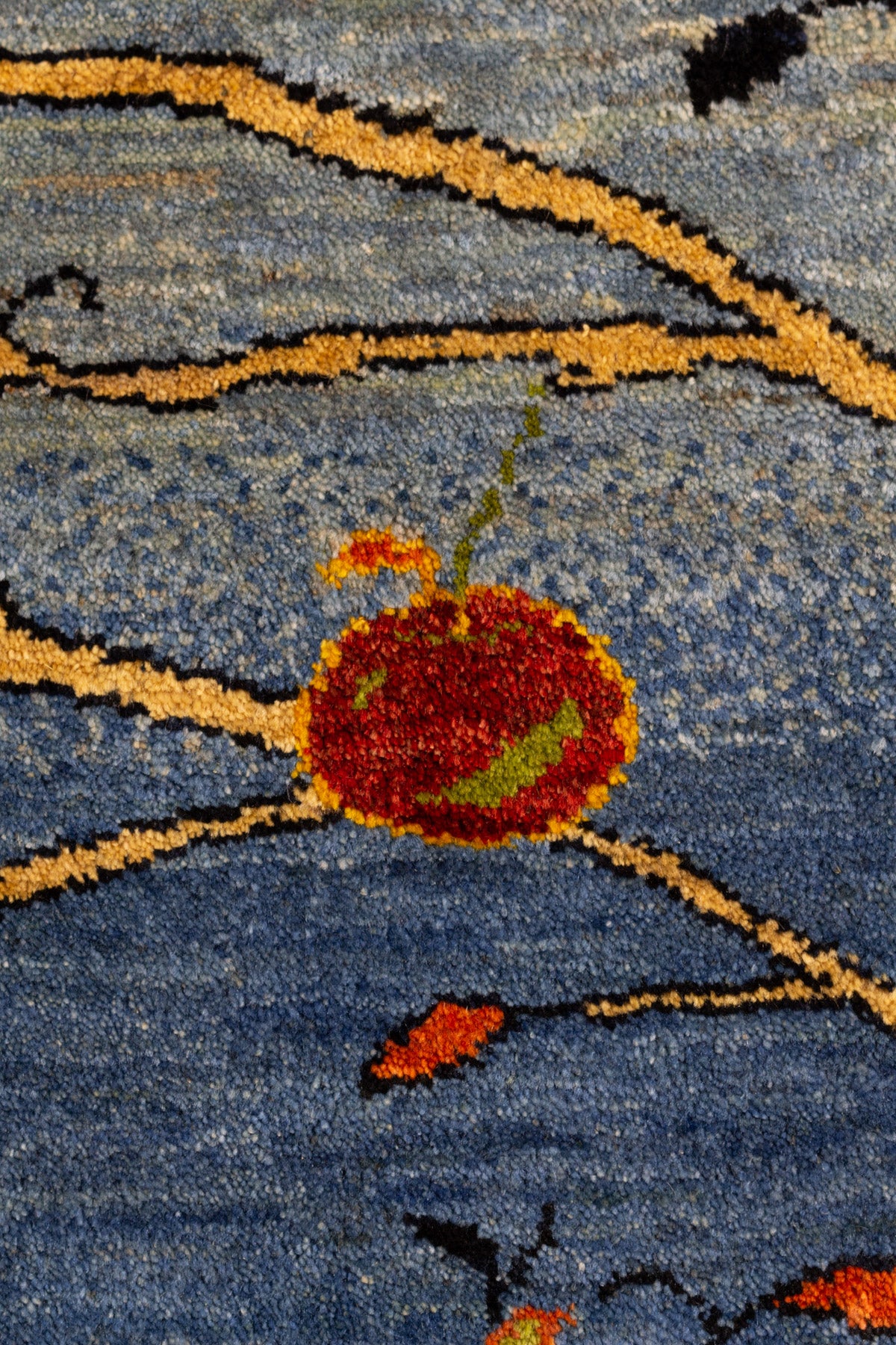 ギャッベ  ペルシャ絨毯 りんごの木 青