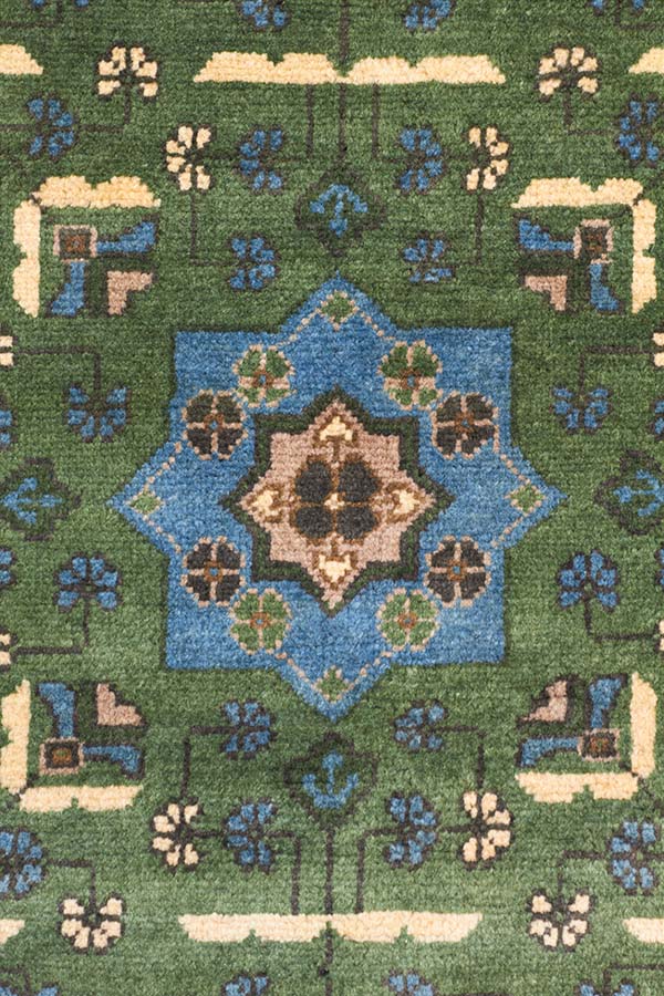 アフガニスタン絨毯の模様