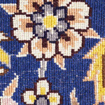 ナイン製ペルシャ絨毯、円形デザイン、ブルーのベースカラー、中央のメダリオンと細かな唐草模様