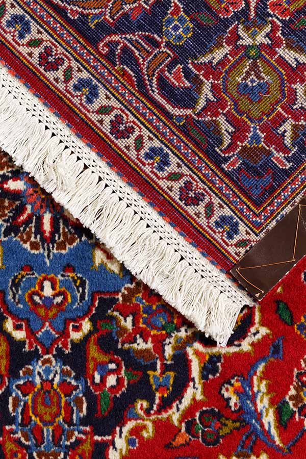 イランカシャーン産ペルシャ絨毯・赤ベースカラー・メダリオンデザイン