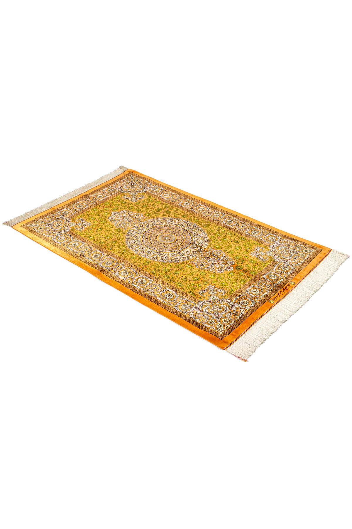 ペルシャ絨毯 | クム産 | ヌーリー工房 | 約82cm x 125cm - sathi-rugs.