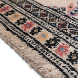 パキスタン絨毯　約45cm x 76cm