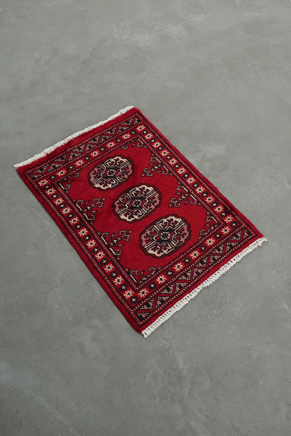 赤色の玄関マットパキスタン絨毯