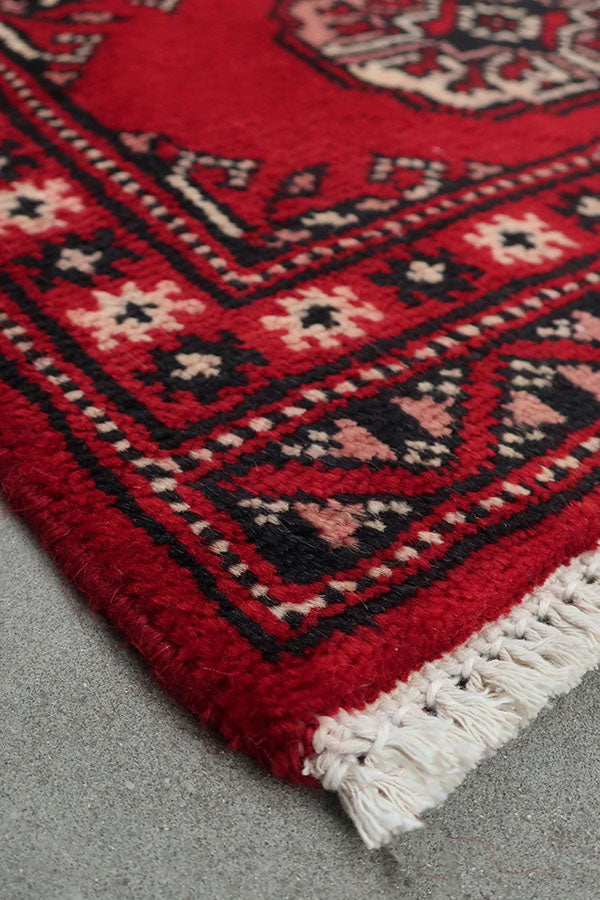 パキスタン絨毯<br>約45cm x 60cm　