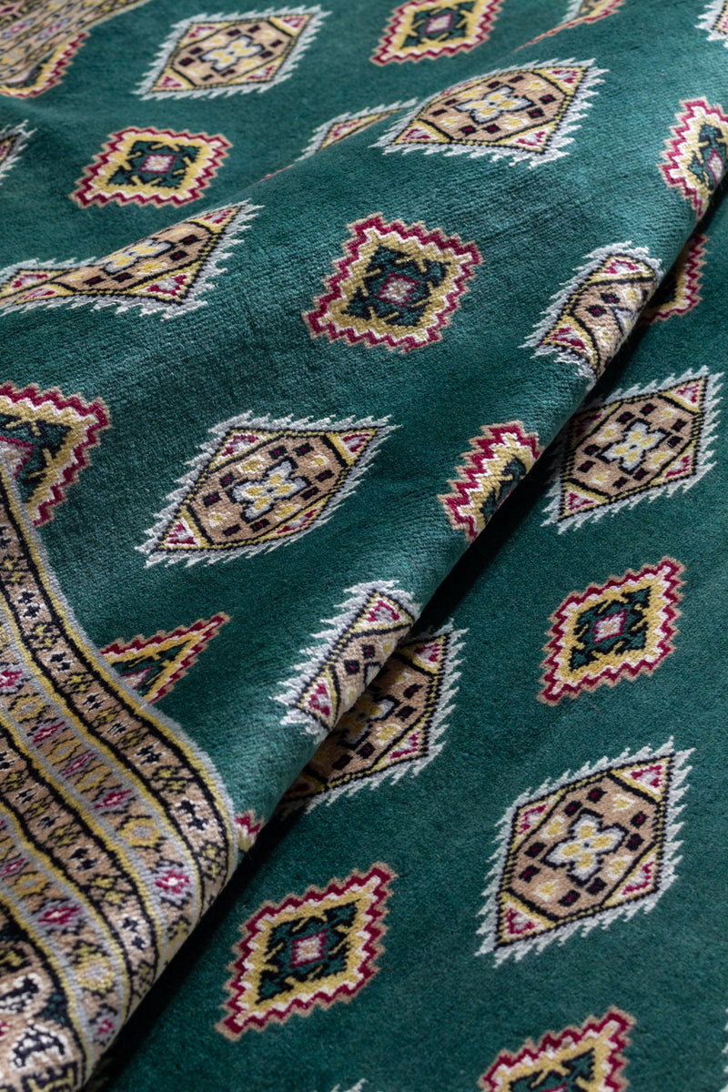 緑、グリーンのパキスタン絨毯