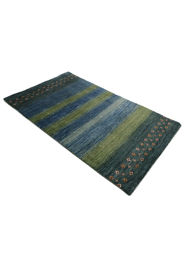 ガズニウールを使用した本物のウール絨毯