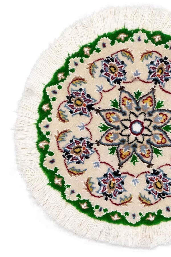 ペルシャ絨毯の丸型デザイン