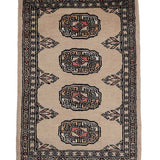 ベージュのパキスタン絨毯玄関マットサイズ