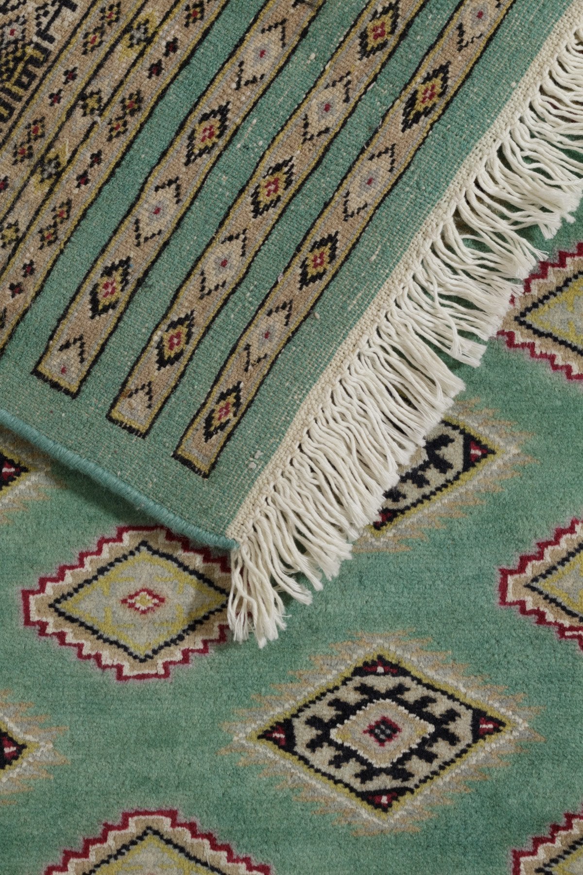 パキスタン絨毯 141x202cm 高級ラグ – SATHI RUGS