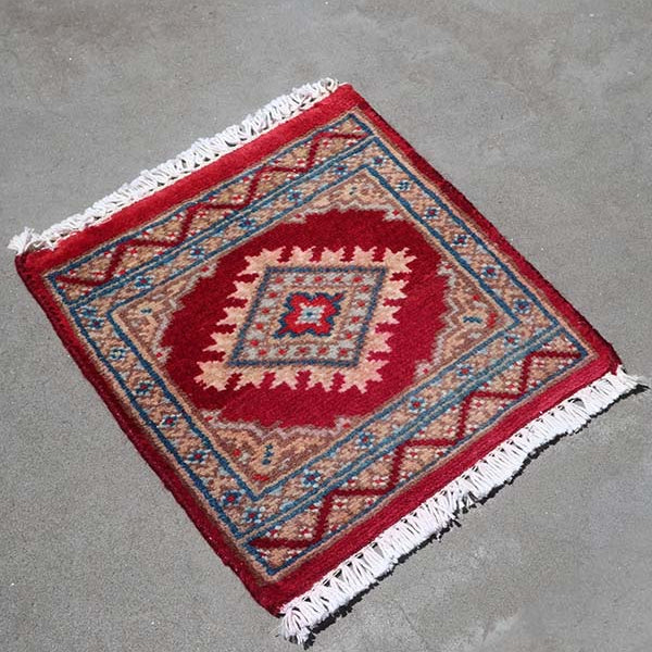 パキスタン絨毯(29x29cm)赤 ミニラグ 手織り【絨毯専門店】