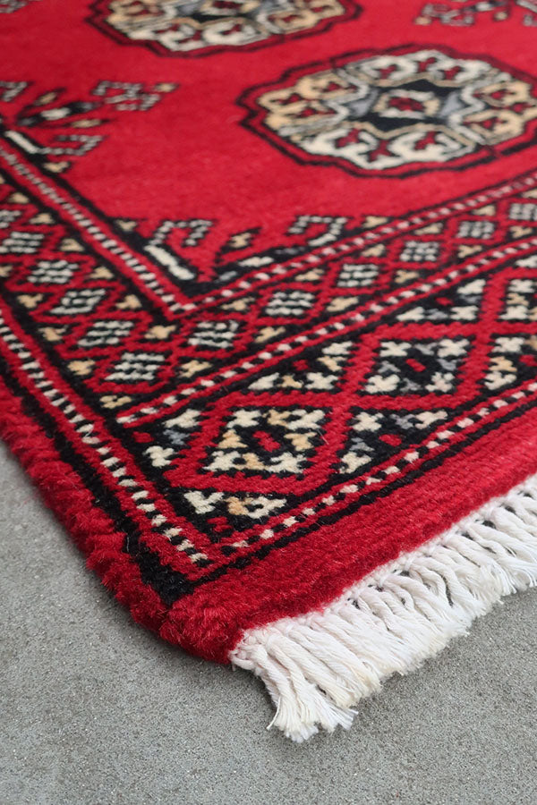 玄関マットサイズの赤色パキスタン絨毯