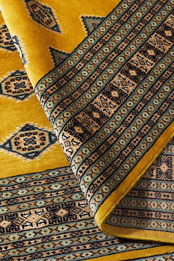 黄色の正方形パキスタン絨毯