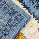 青色のギャッベ、ペルシャ絨毯