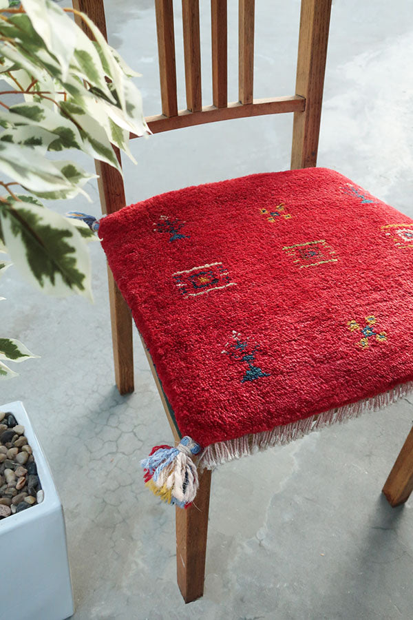 ギャッベ  座布団 赤 ペルシャ絨毯